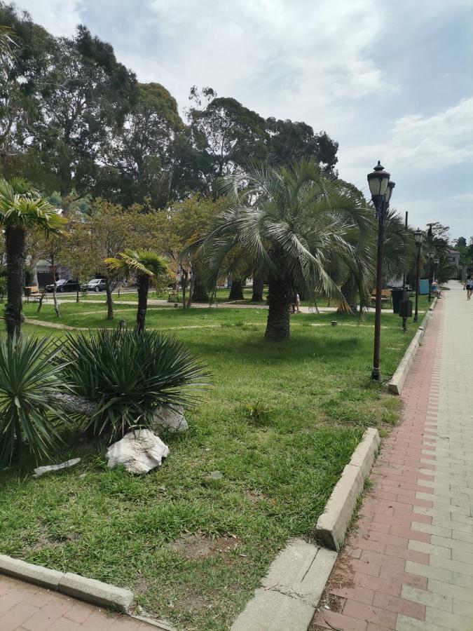 Гостевой Дом В Гаграх"Море Солнца" Gagra Eksteriør billede